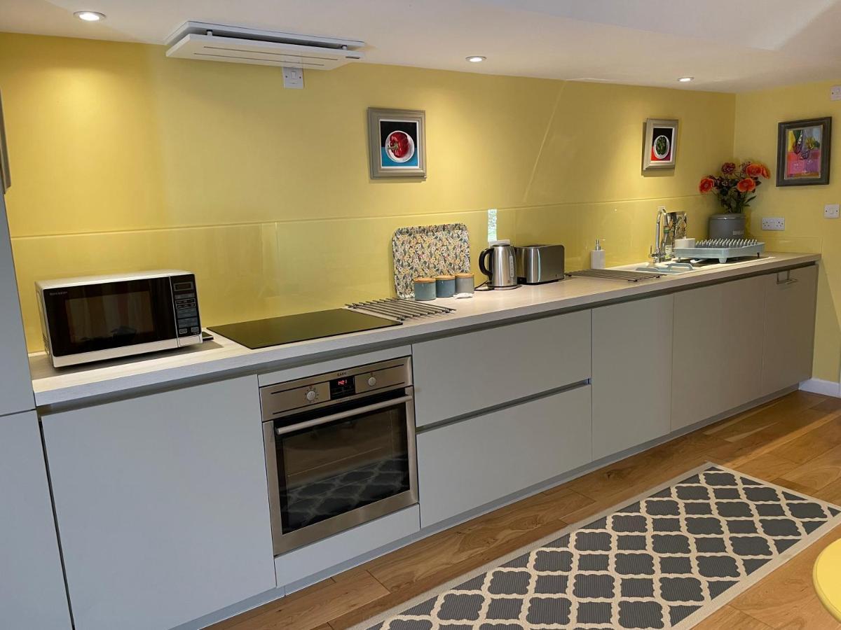 Garden Hideaway, Self-Contained, Edge Of Bath Apartment Ngoại thất bức ảnh